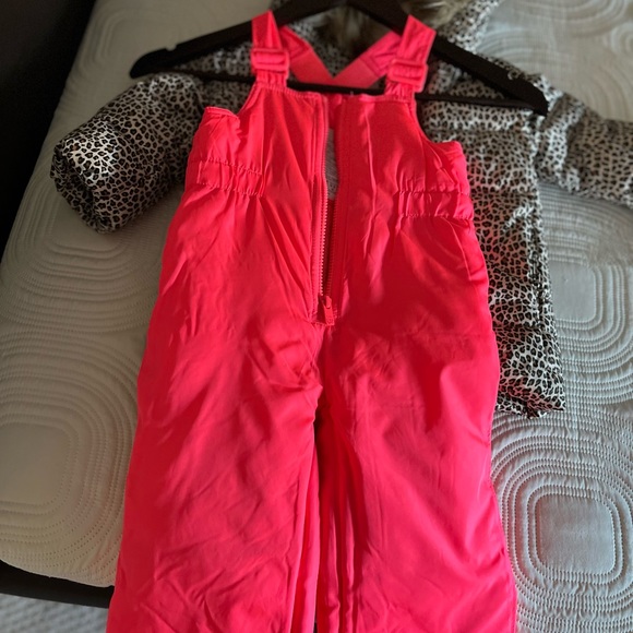 Gap snowsuit 18-24 month - Picture 4 of 4